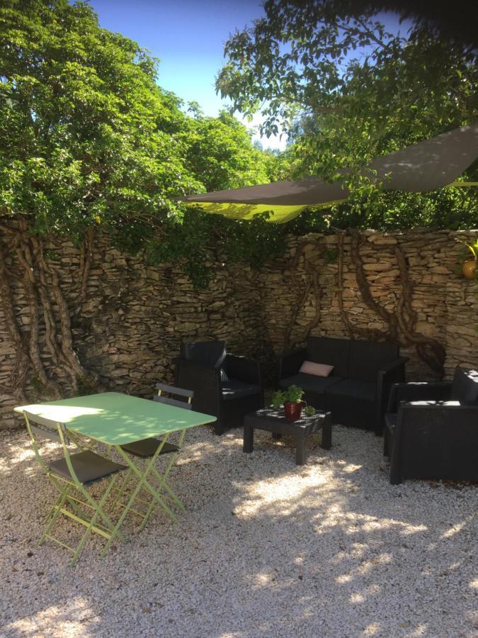 Chambres D'Hotes Lovely Planette Nimes Exterior photo
